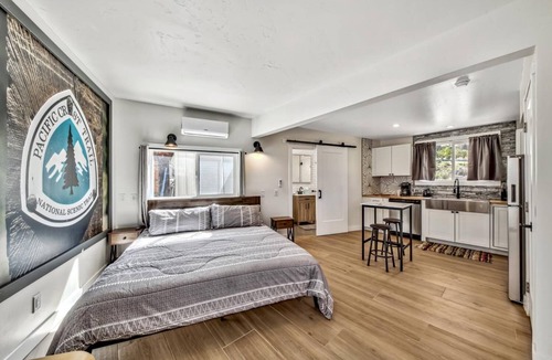 Walker Hotel | The Historic West Walker Motel