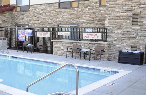 Redding Hotel | TownePlace Suites Redding