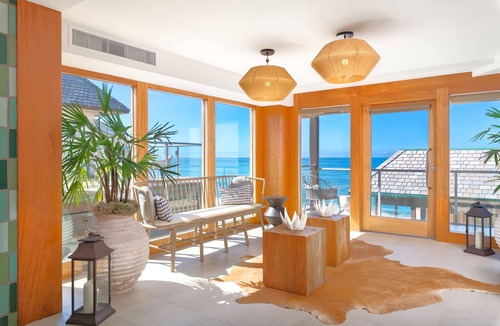 Carlsbad Village Hotel | Ultimate Beach Break in Carlsbad! Two Comfortable Units, Yoga Kit, Pool, Sundeck