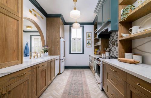 Carpinteria House | Webster House at Eleison Farms