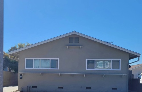 Sutter House | WELCOME HOME! Comfy and Cozy home located in North Long Beach