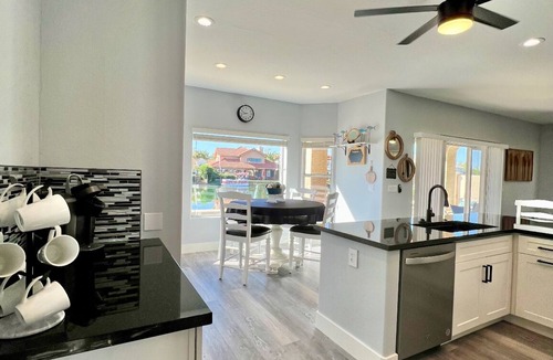 Val Vista Lakes House | Welcome to Turtle Palms at Val Vista Lakes!
