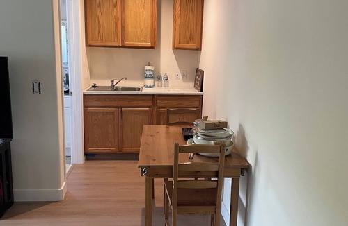 Poway Apartment | Well-maintained, fully furnished studio located on the second floor