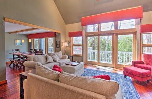 Grantham House | Wooded Waterfront Grantham Home < 10 Mi to Ski!