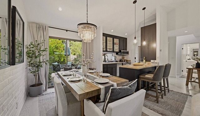 BBQ & Fire Pit with Golf Course Views at Silverado
