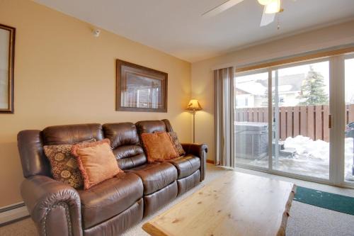 Condo in Cedar Creek w/Shuttle to Big Sky Resort!