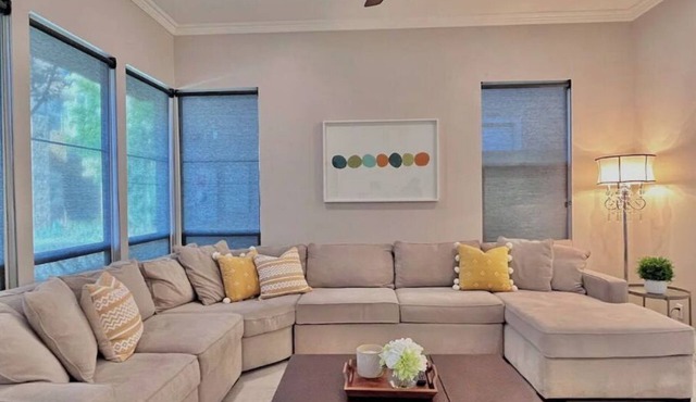 ✨Cozy✨ 3BR 2.5BA W/Yard BBQ In Heart Of Great Park