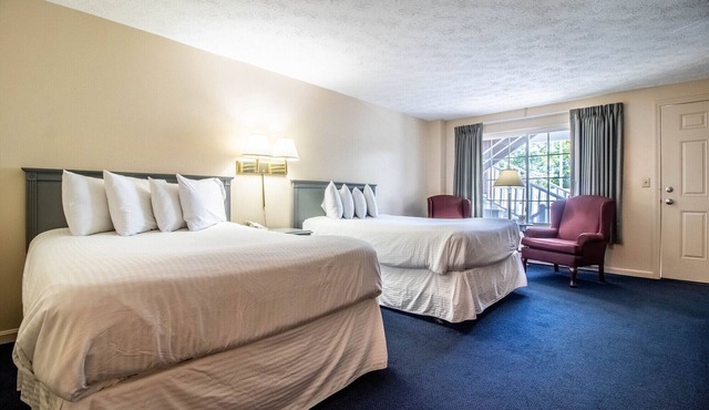 Double room - 2 double beds in OGUNQUIT