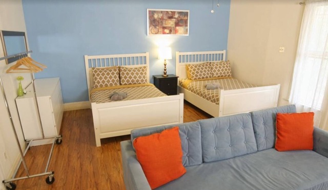 Large Private Spacious Room in KoreaTown
