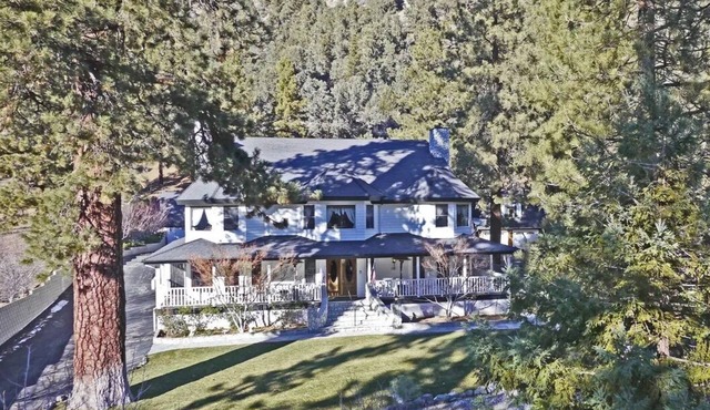 Mountain High Luxury Castle &Spa