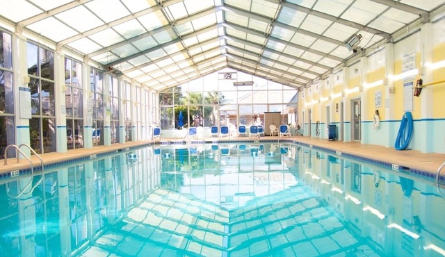 Myrtle Beach | Romantic Golf Retreat | Pool + Golf