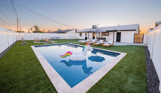 Private Pool + Firepit | Putting Green + Games | 10-Min Old Town | Sun & Social