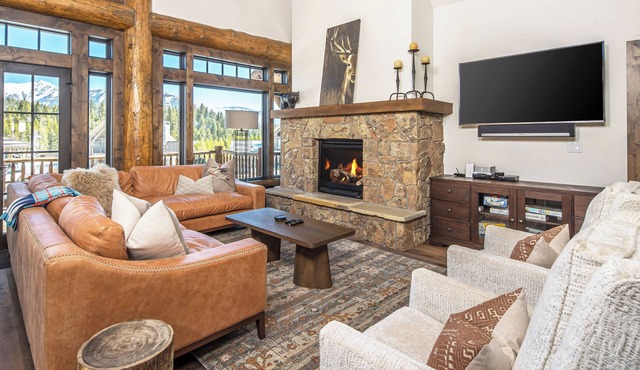 Spacious Settlement Cabin with Ski Access & Hot Tub