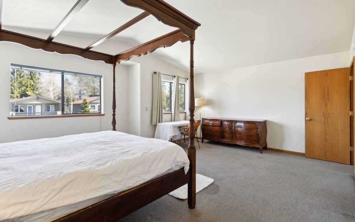 Photo of Bedroom in Tahoe Keys