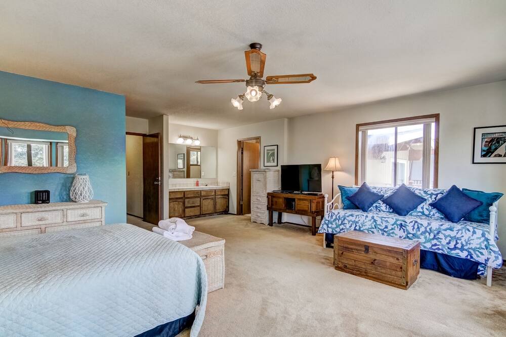 Photo of Bedroom in Tahoe Keys