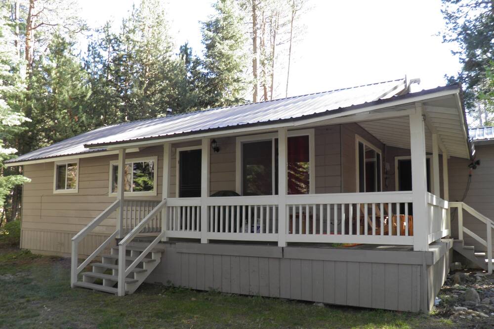 Photo of Outdoor in Black Bart