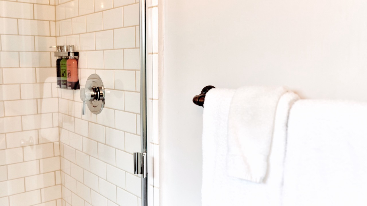 Photo of Bathroom in Lakeside Park