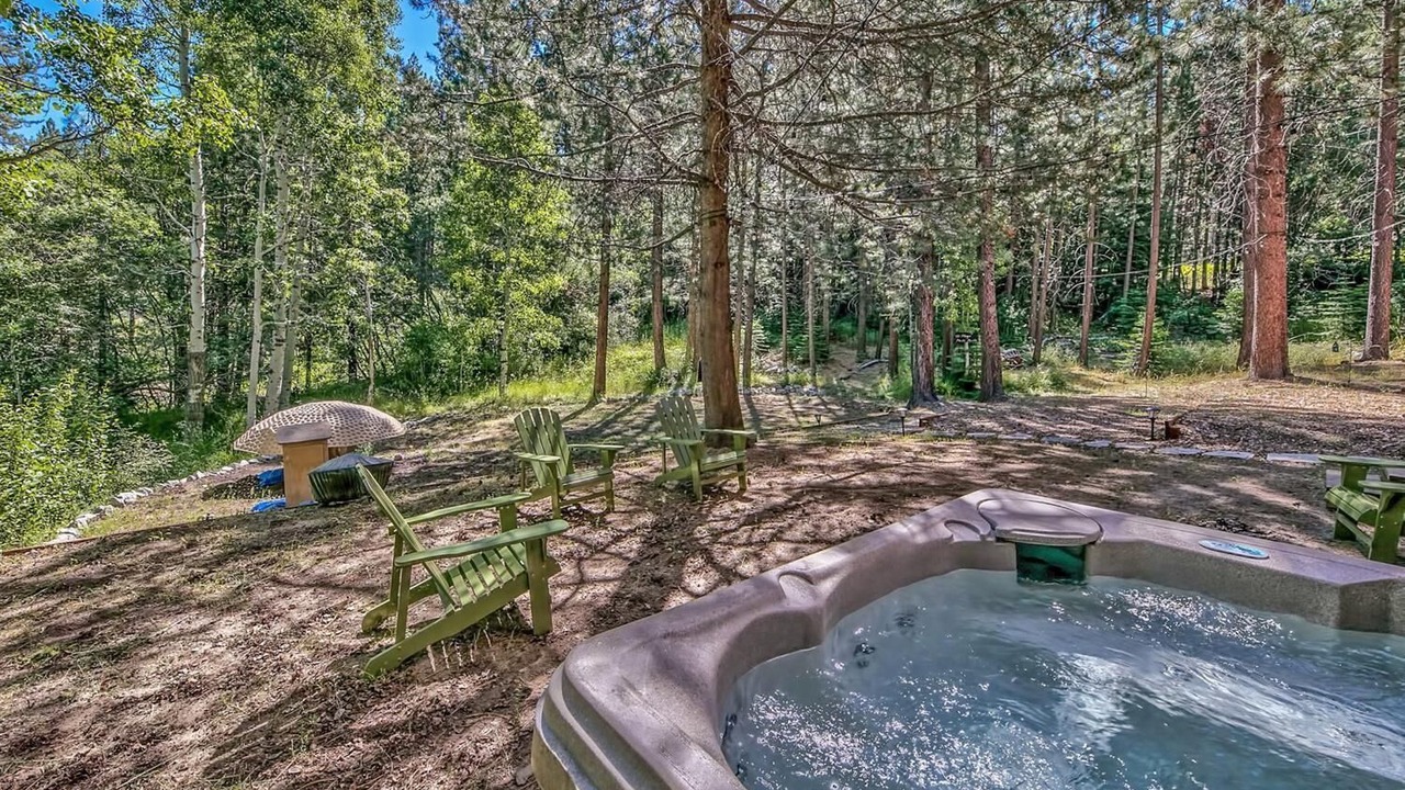 Photo of Outdoor in Pioneer Trail