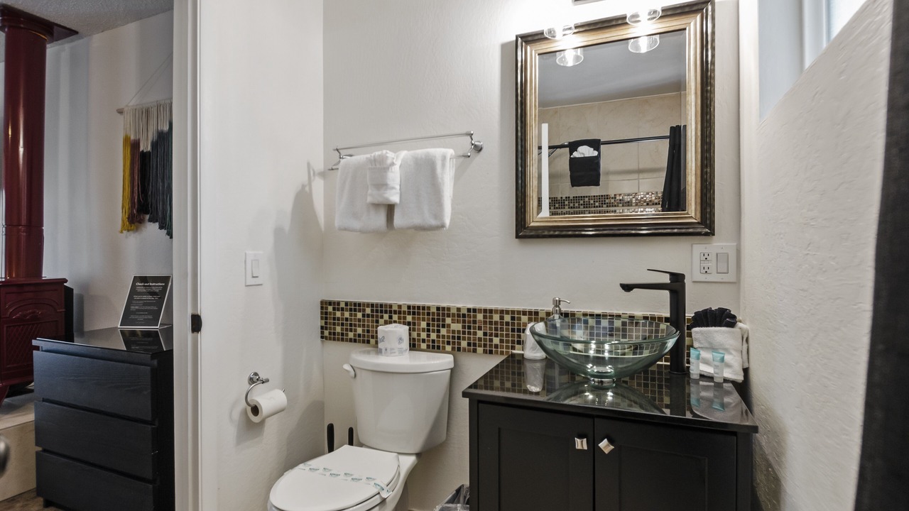 Photo of Bathroom in Lakeside Park