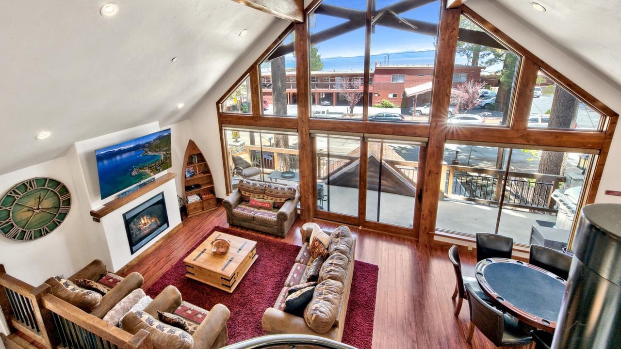 Photo of Livingroom in Al Tahoe
