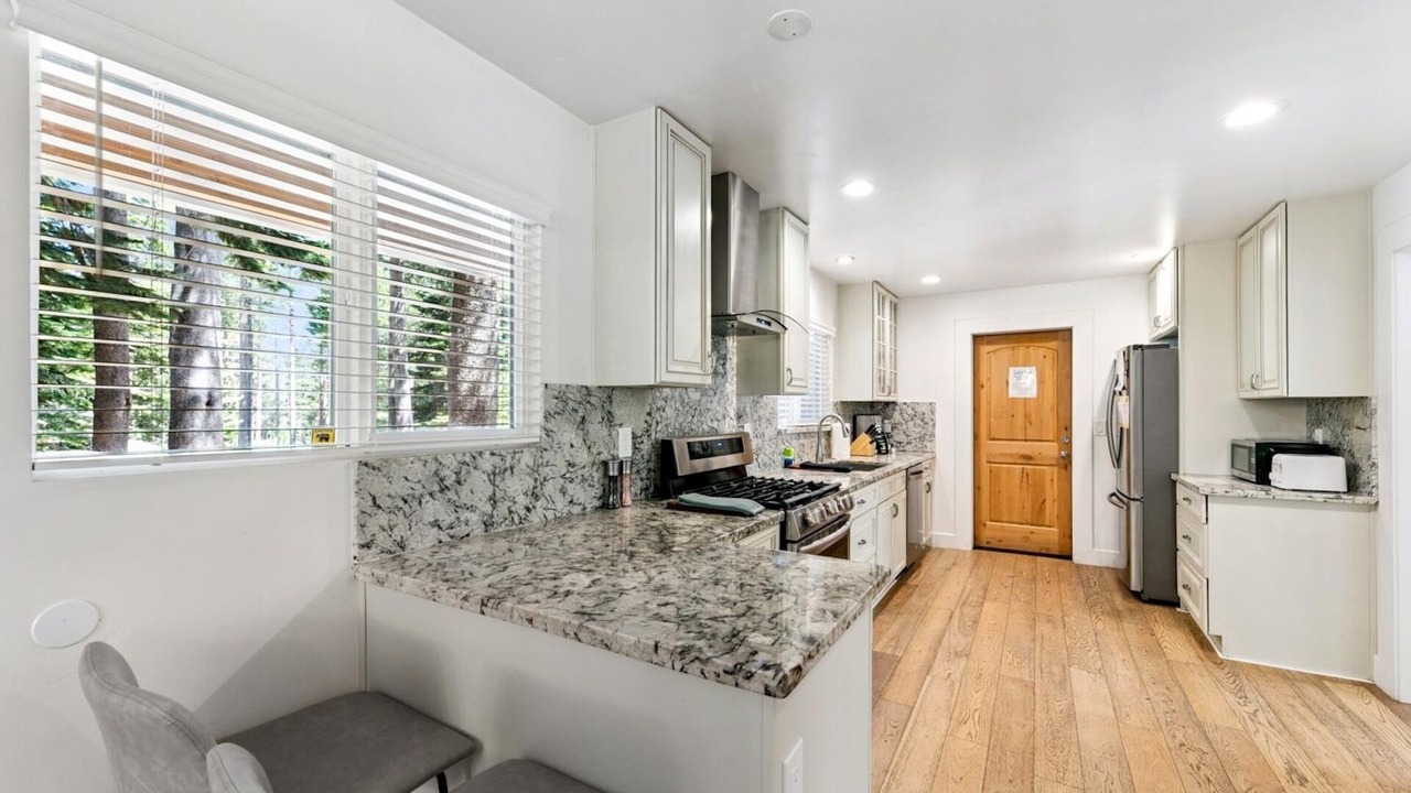 Photo of Kitchen in North Upper Truckee