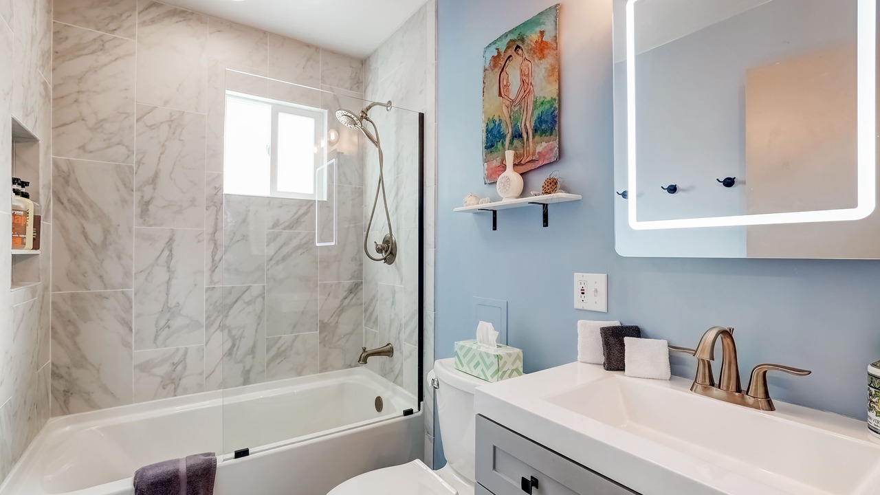 Photo of Bathroom in Meyers