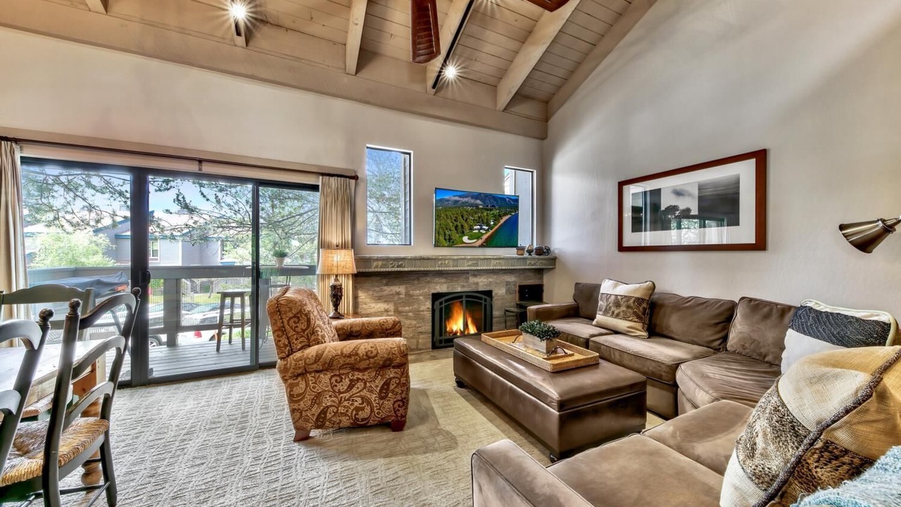 Photo of Livingroom in South Lake Tahoe