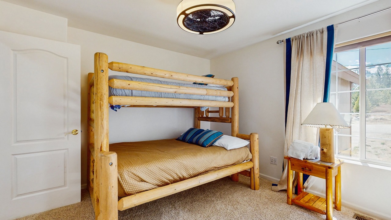 Photo of Bedroom in Mountain View Estates