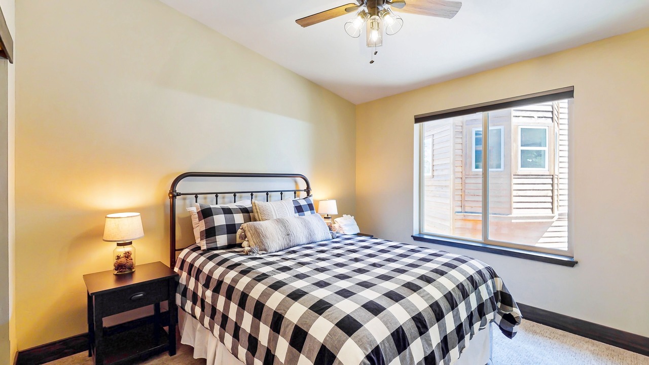Photo of Bedroom in North Upper Truckee