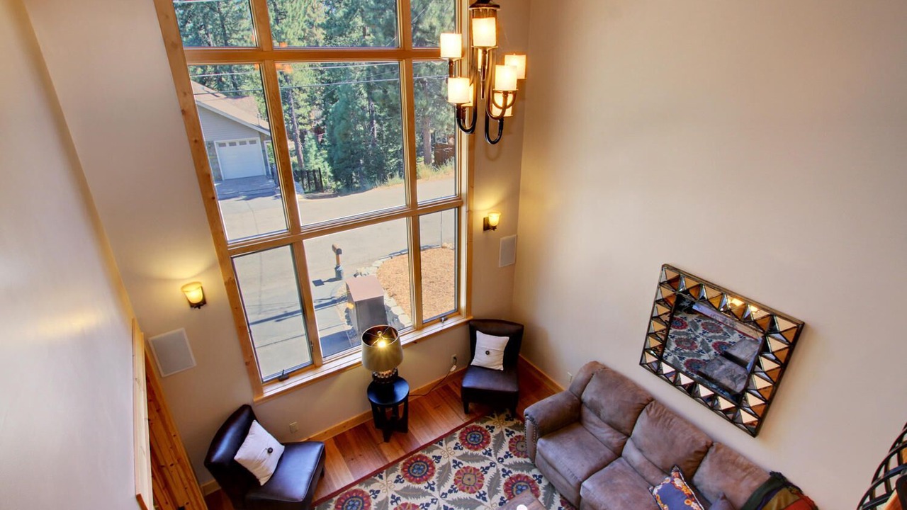 Photo of Bedroom in Country Club Estates