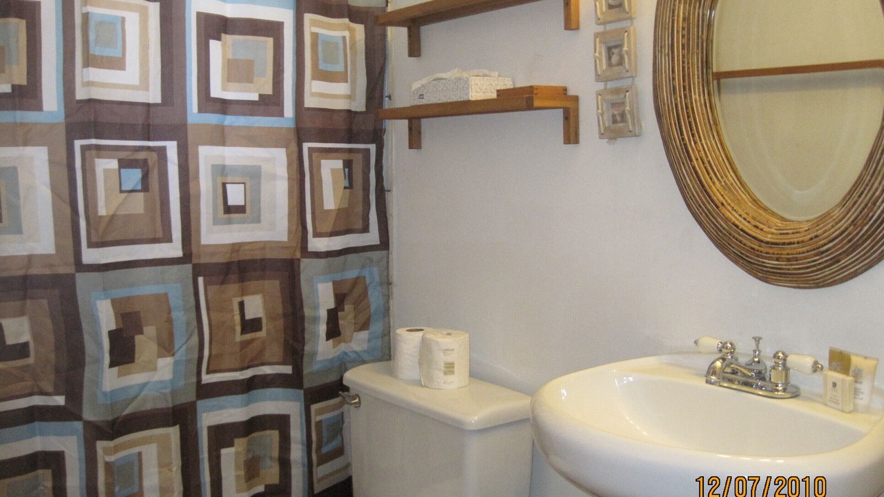 Photo of Bathroom in Black Bart