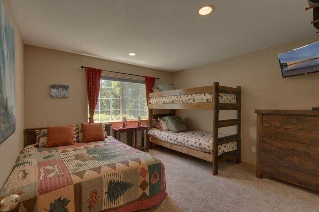 Photo of Others in Montgomery Estates