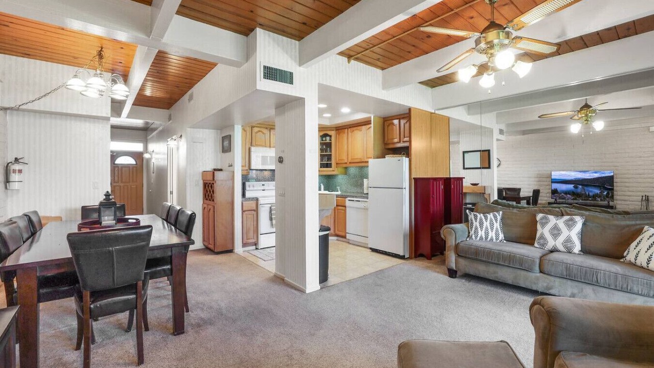 Photo of Bedroom in Tahoe Keys