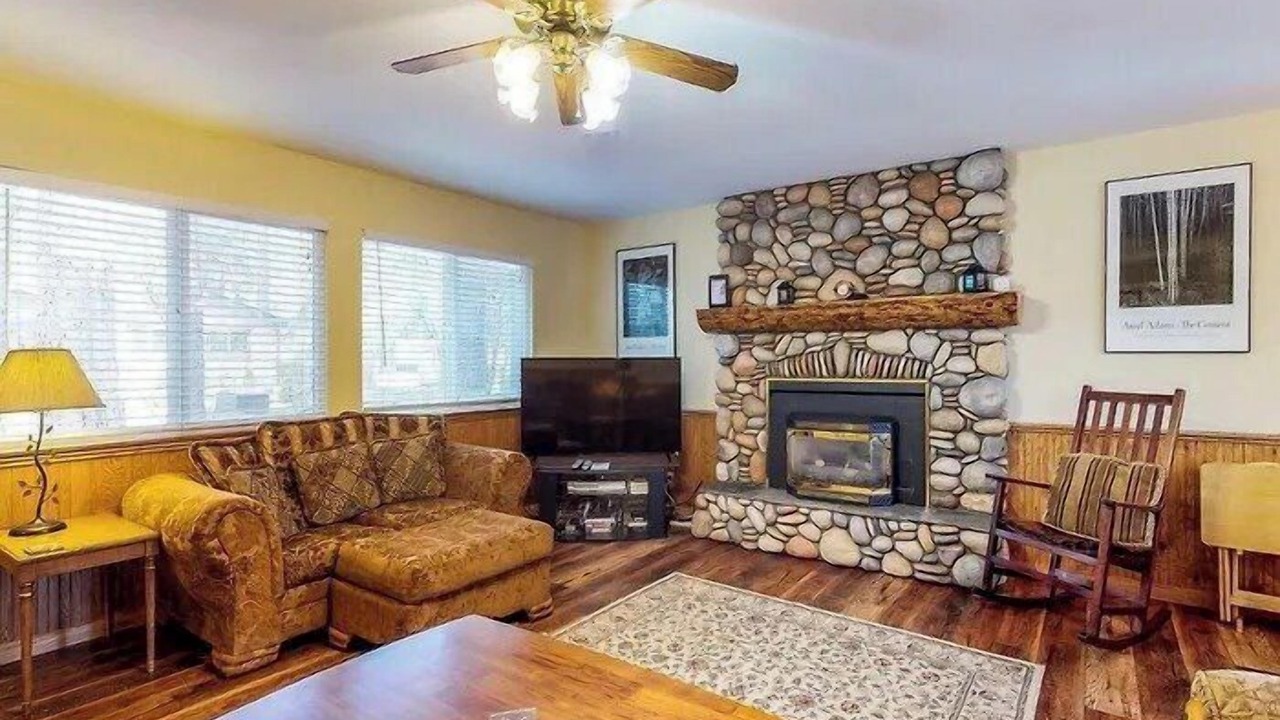 Photo of Livingroom in Al Tahoe