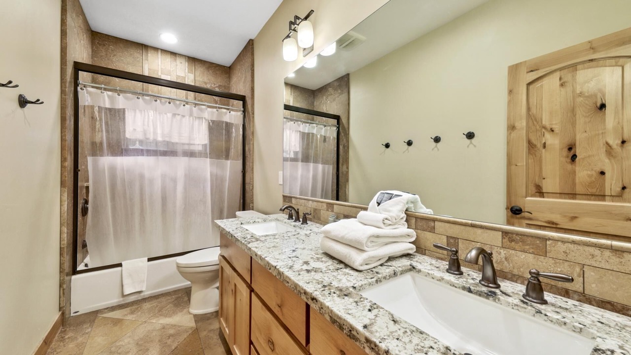 Photo of Bathroom in Pioneer Trail