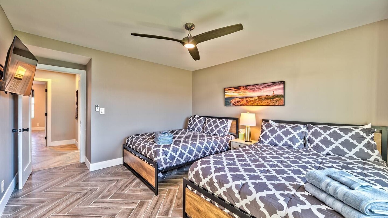 Photo of Bedroom in Enterprise